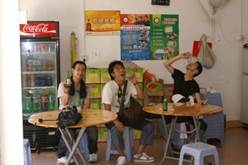 : : : : : : PICT0275